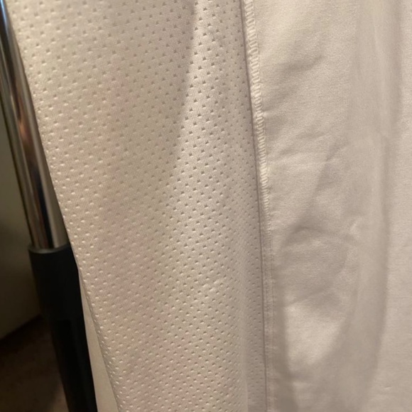 Zyia white VO2 Max long sleeve - Picture 6 of 6